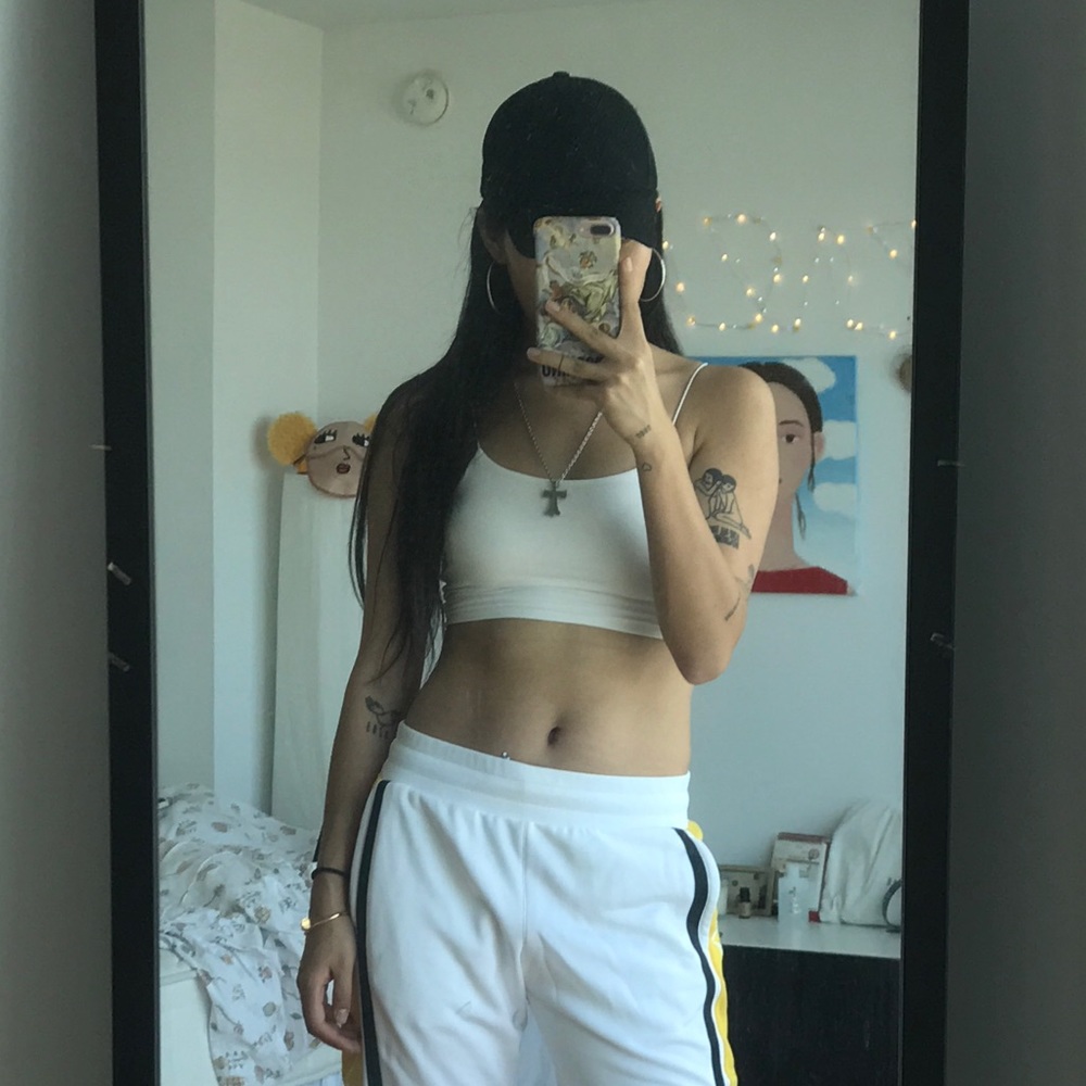 Meet your Posher, Hailun